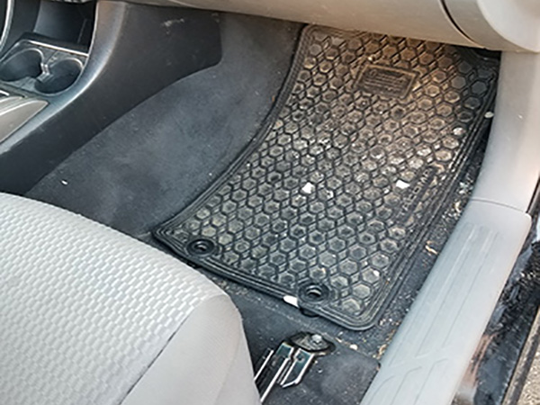 i 24 floor mats before